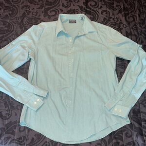 Van Heusen Men's Light Blue Button Down Shirt